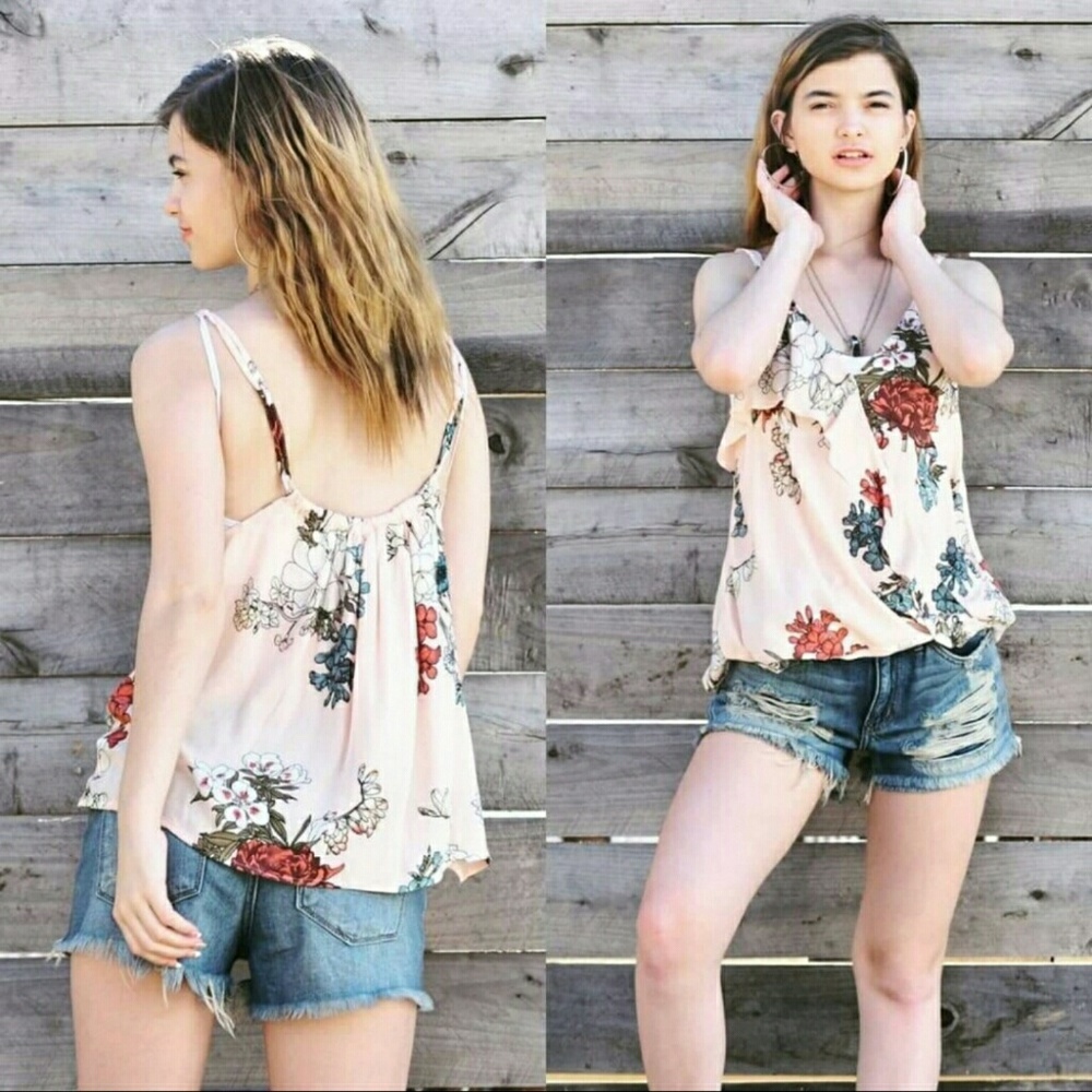 BOHO Floral Surplice Top - Picture 2 of 7